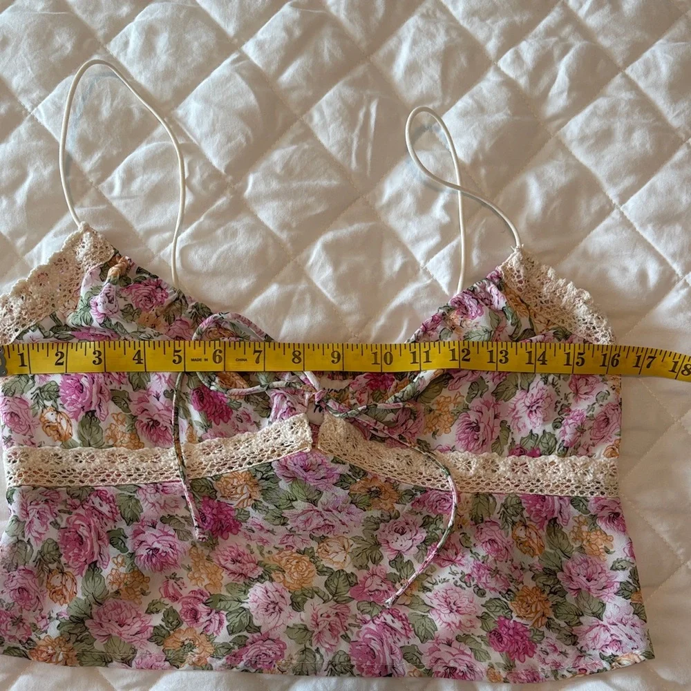 Princess Polly Emilee Top Pink Floral Cami Crop size 10 - Picture 3 of 11